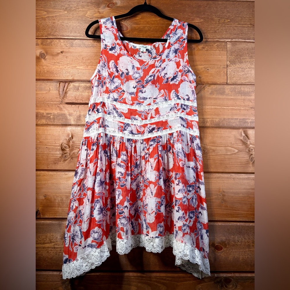 Simply Noelle Red and White Floral Mini Dress Small/Medium
